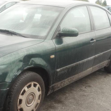 Charniere de capot VOLKSWAGEN PASSAT 4