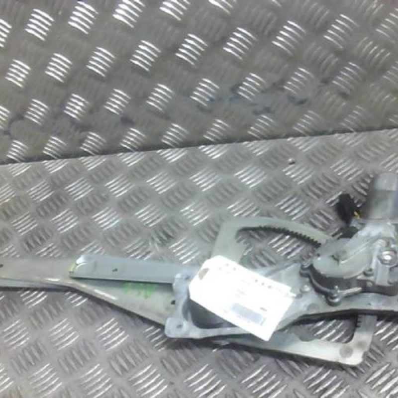 Leve vitre electrique avant droit OPEL ASTRA F Photo n°1