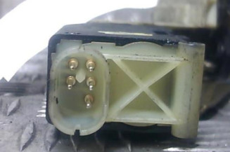 Serrure avant gauche OPEL ASTRA F
