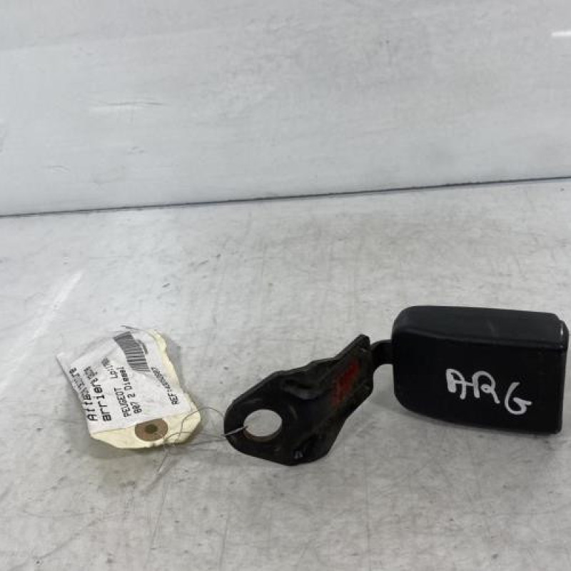 Attache ceinture arriere gauche PEUGEOT 807 Photo n°3