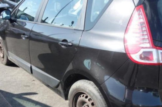 Ceinture arriere gauche RENAULT SCENIC 3