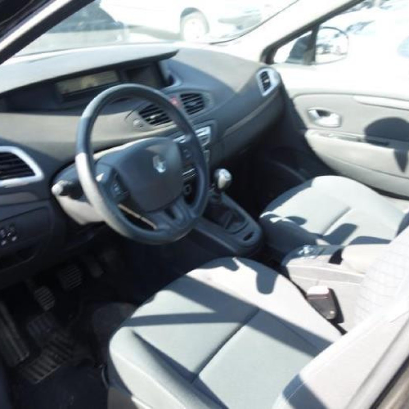 Ceinture arriere gauche RENAULT SCENIC 3 Photo n°8