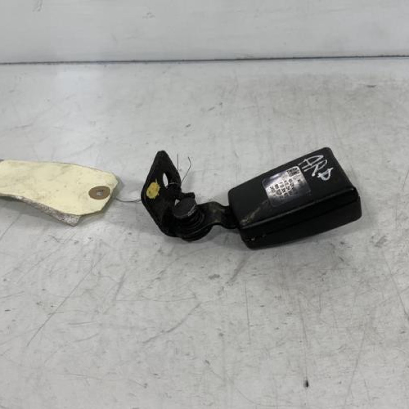 Attache ceinture arriere droit OPEL ASTRA J SPORTS Photo n°3