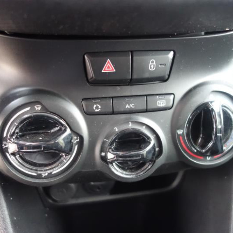 Amortisseur avant droit PEUGEOT 2008 1 Photo n°8