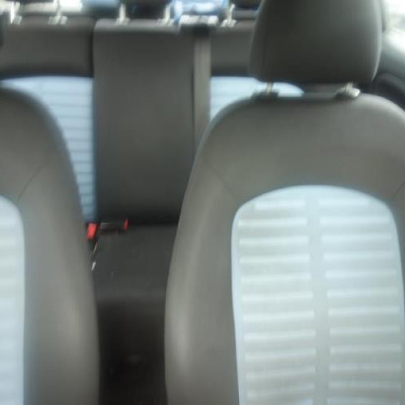 Volant FIAT GRANDE PUNTO Photo n°6