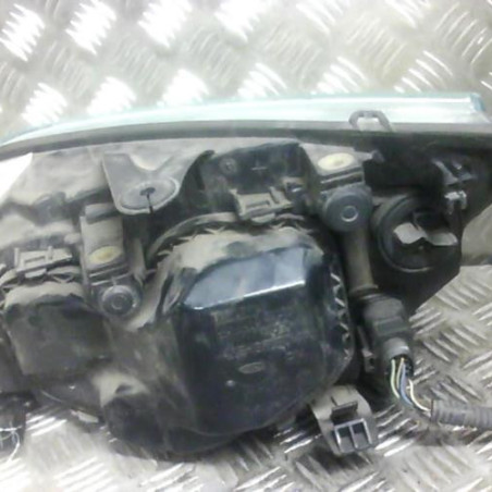 Optique avant principal droit (feux)(phare) FORD FOCUS 2