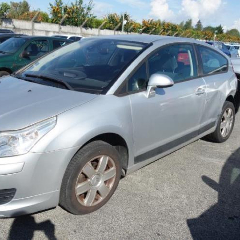 Trappe d'essence CITROEN C4 1 Photo n°4