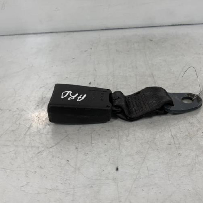 Attache ceinture arriere droit CITROEN BERLINGO 1 Photo n°2