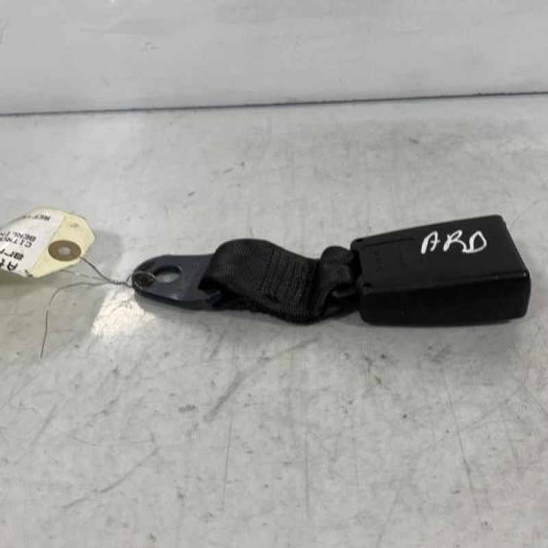 Attache ceinture arriere droit CITROEN BERLINGO 1 Photo n°3