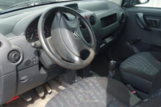 Charniere de capot CITROEN BERLINGO 1