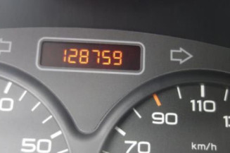 Charniere de capot CITROEN BERLINGO 1