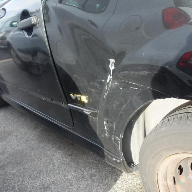 Pretensionneur de ceinture avant droit CITROEN C2 Photo n°8
