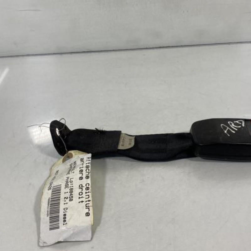 Attache ceinture arriere droit RENAULT SAFRANE Photo n°3