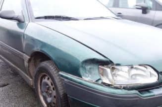 Attache ceinture arriere droit RENAULT SAFRANE
