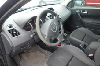 Pretensionneur de ceinture arriere gauche RENAULT MEGANE 2