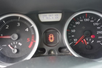 Pretensionneur de ceinture arriere gauche RENAULT MEGANE 2