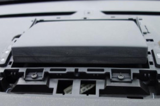 Ceinture arriere centrale PEUGEOT 5008 1