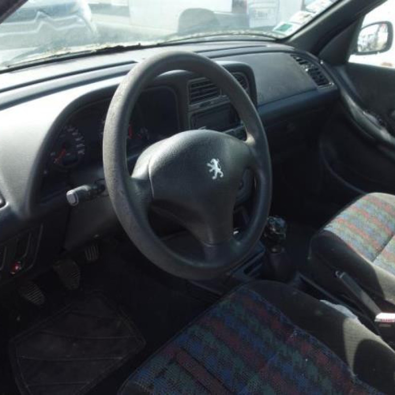 Malle/Hayon arriere PEUGEOT 306 Photo n°8