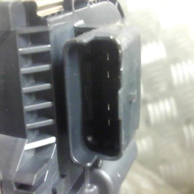 Moteur essuie glace avant droit PEUGEOT 5008 1 Photo n°2