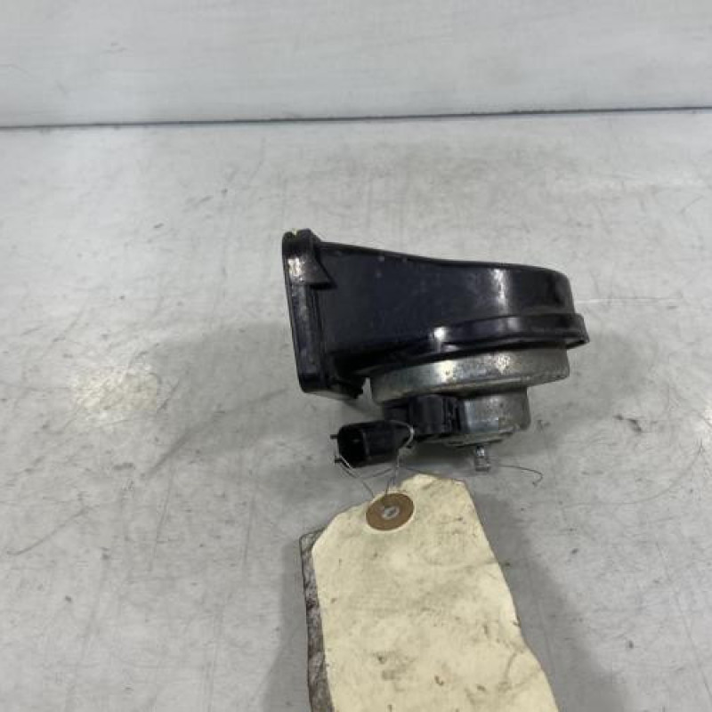 Avertisseur/Klaxon OPEL ASTRA J Photo n°4