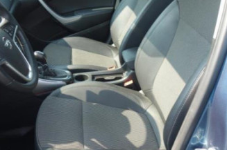 Ceinture arriere gauche OPEL ASTRA J
