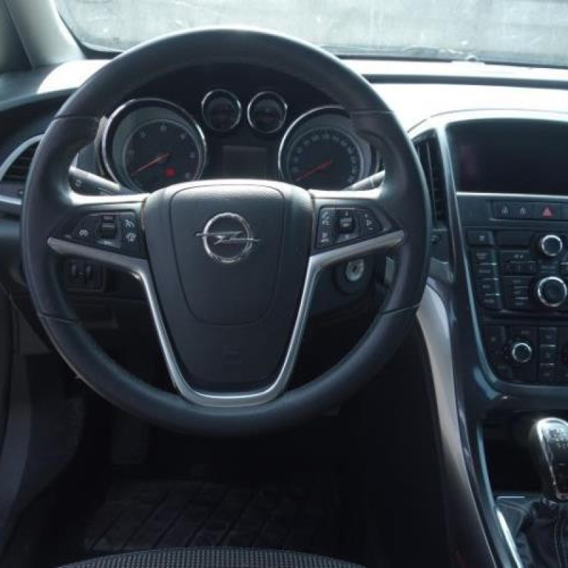 Ceinture arriere gauche OPEL ASTRA J Photo n°12