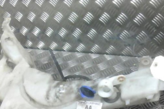 Vase de lave glace FORD FOCUS 2 Photo n°1