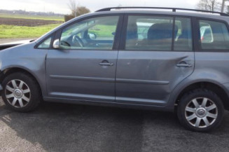 Pretensionneur de ceinture avant droit VOLKSWAGEN TOURAN 1