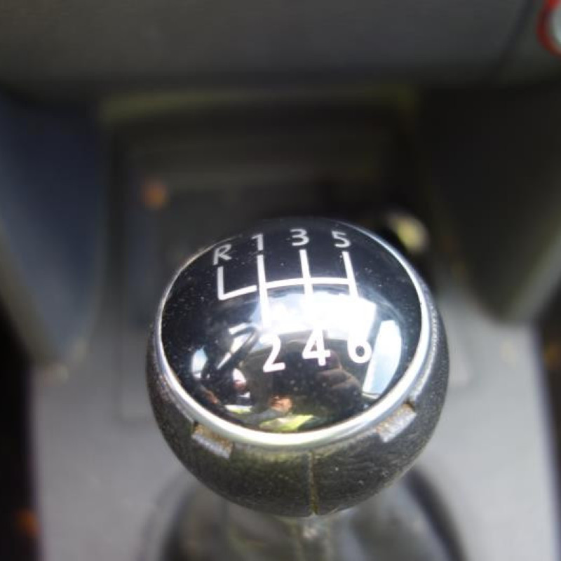 Pretensionneur de ceinture avant droit VOLKSWAGEN TOURAN 1 Photo n°8