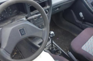 Ceinture arriere droit PEUGEOT 306