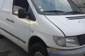 Pompe lave glace avant MERCEDES VITO 638