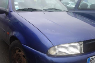 Pretensionneur de ceinture avant droit FORD FIESTA 4