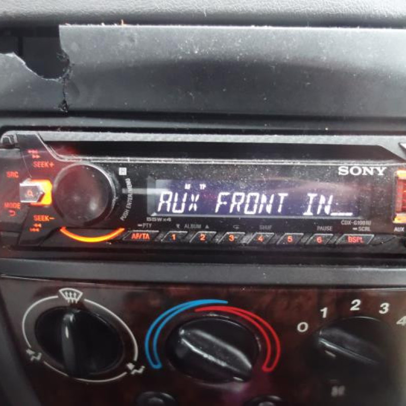 Pretensionneur de ceinture avant droit FORD FIESTA 4 Photo n°10