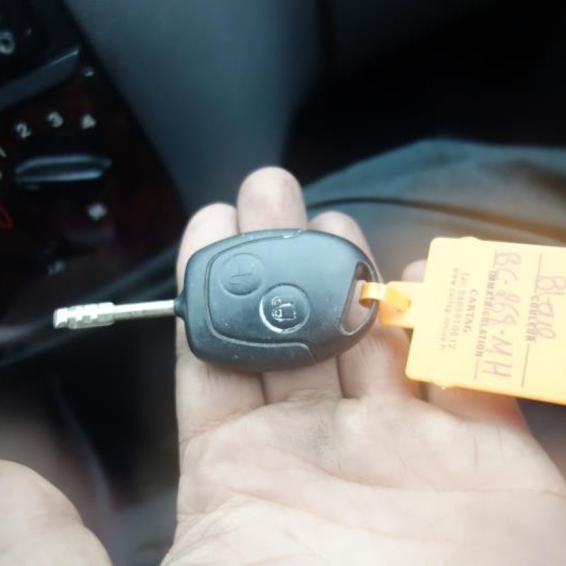 Pretensionneur de ceinture avant droit FORD FIESTA 4 Photo n°12