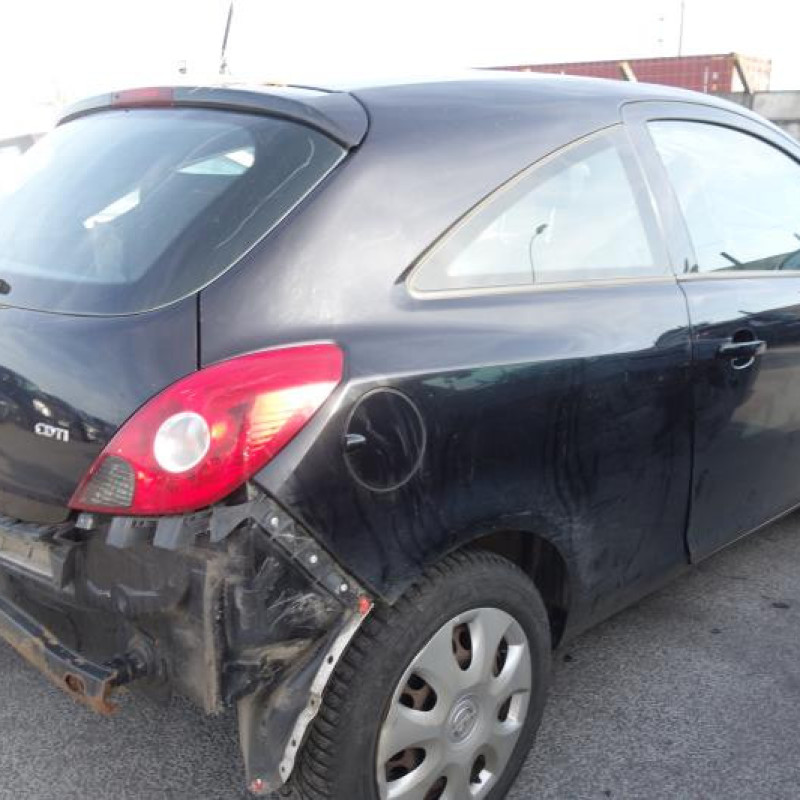 Air bag conducteur OPEL CORSA D Photo n°3