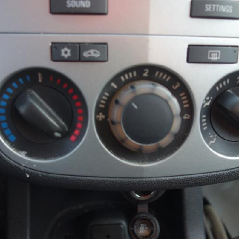 Air bag conducteur OPEL CORSA D Photo n°6