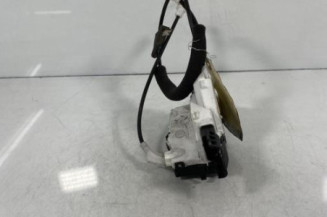 Serrure avant droit PEUGEOT 5008 1