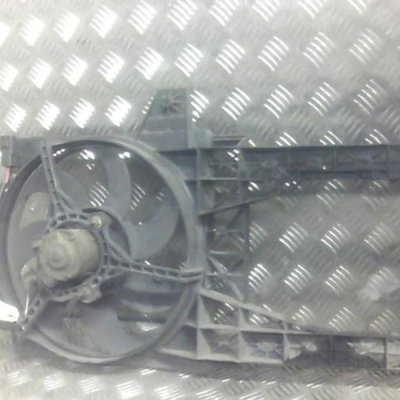 Moto ventilateur radiateur FIAT PUNTO 1 Photo n°2