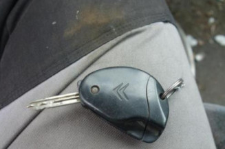 Serrure avant droit CITROEN EVASION