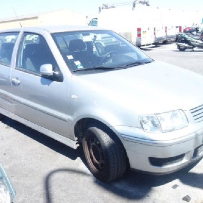 Bras essuie glace arriere VOLKSWAGEN POLO 3 Photo n°4