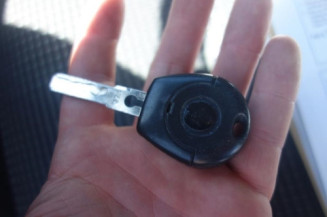 Bras essuie glace arriere VOLKSWAGEN POLO 3