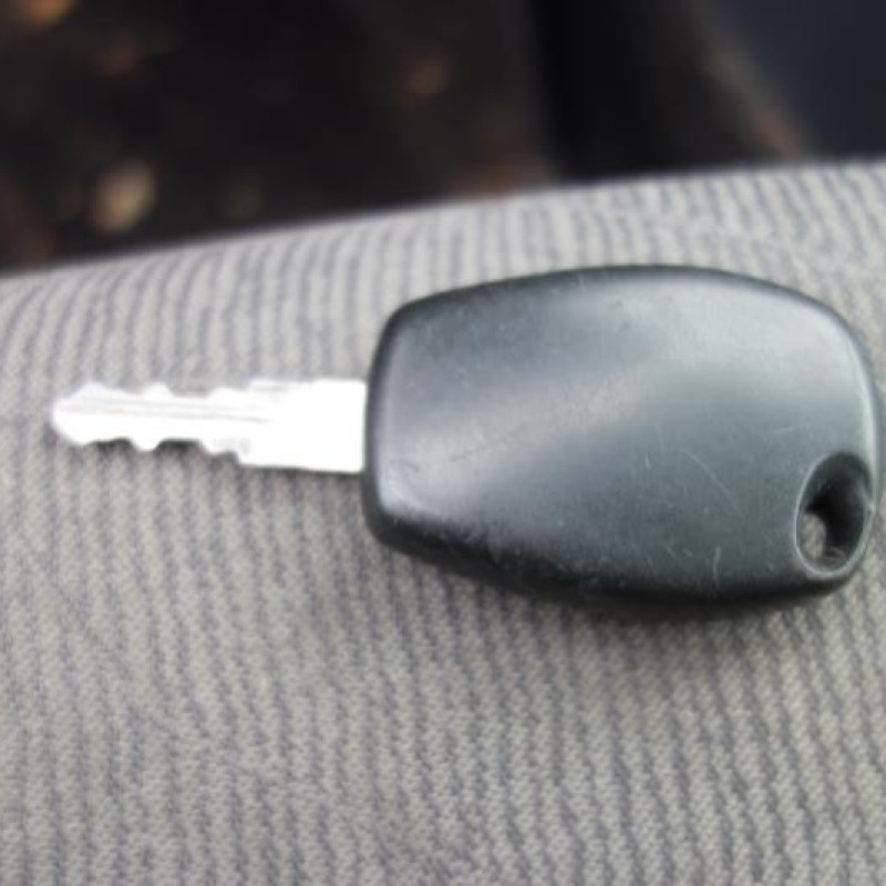 Air bag conducteur DACIA LOGAN 1 Photo n°9