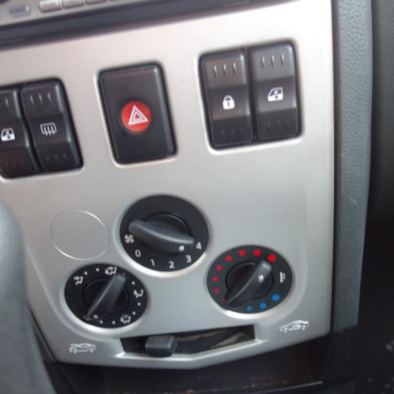 Air bag conducteur DACIA LOGAN MCV 1 Photo n°8