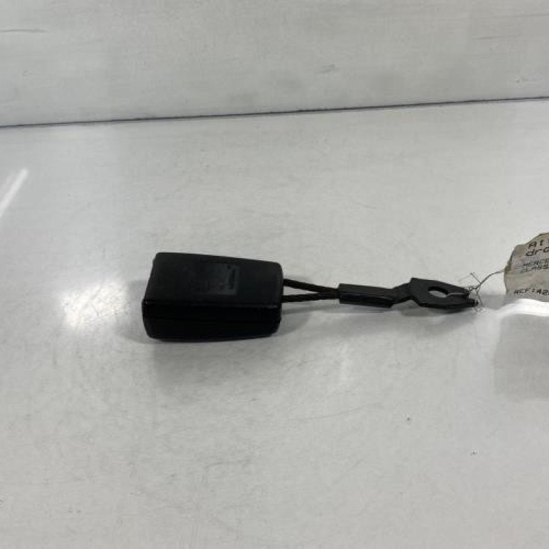 Attache ceinture avant droit MERCEDES CLASSE A 168 Photo n°2