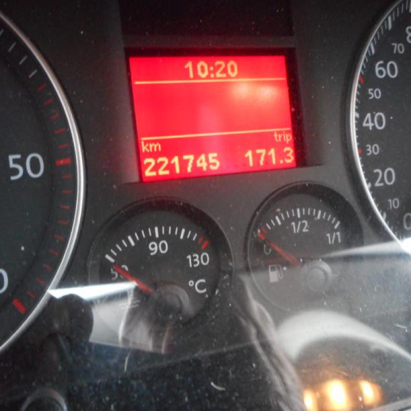 Air bag conducteur VOLKSWAGEN TOURAN 1 Photo n°8