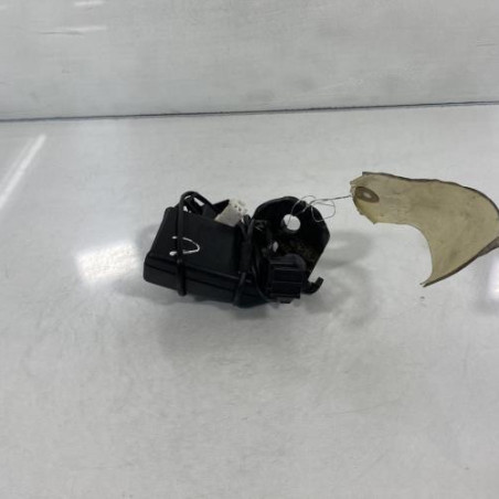 Attache ceinture arriere droit ALFA ROMEO MITO