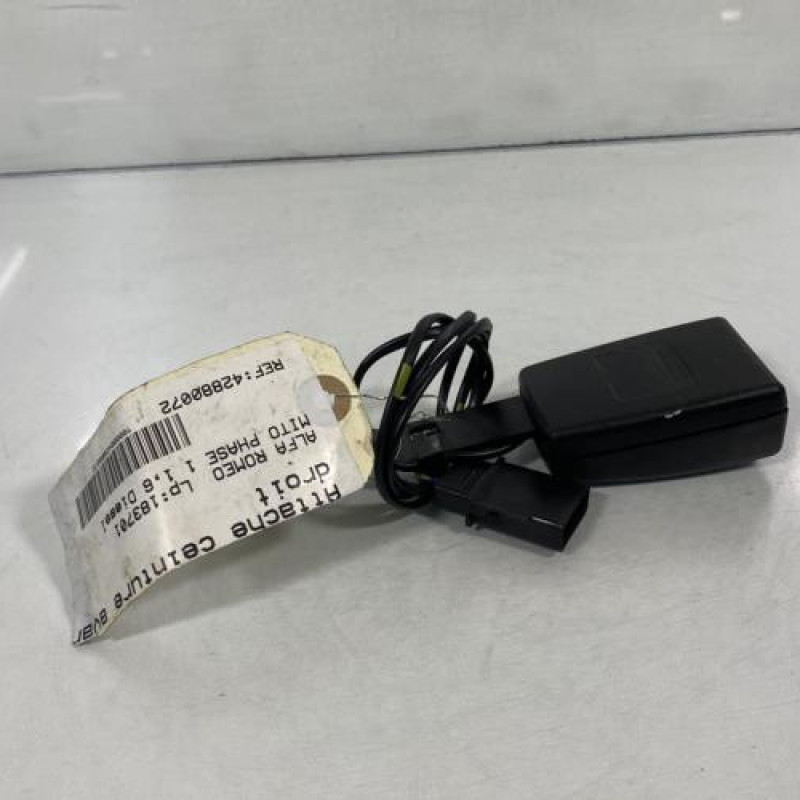 Attache ceinture avant droit ALFA ROMEO MITO Photo n°3