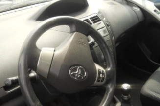 Air bag conducteur TOYOTA YARIS 2