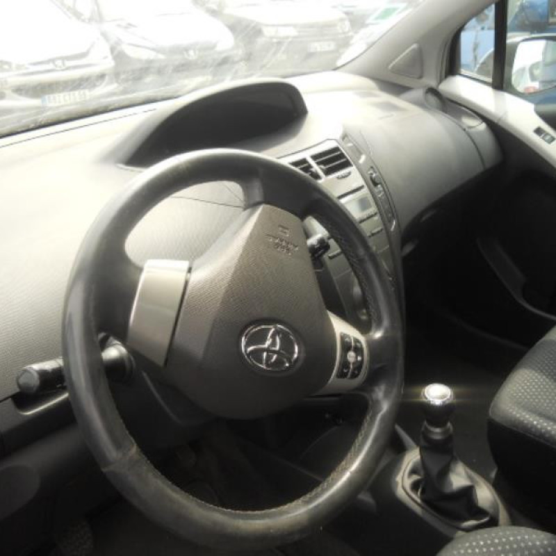 Air bag conducteur TOYOTA YARIS 2 Photo n°5