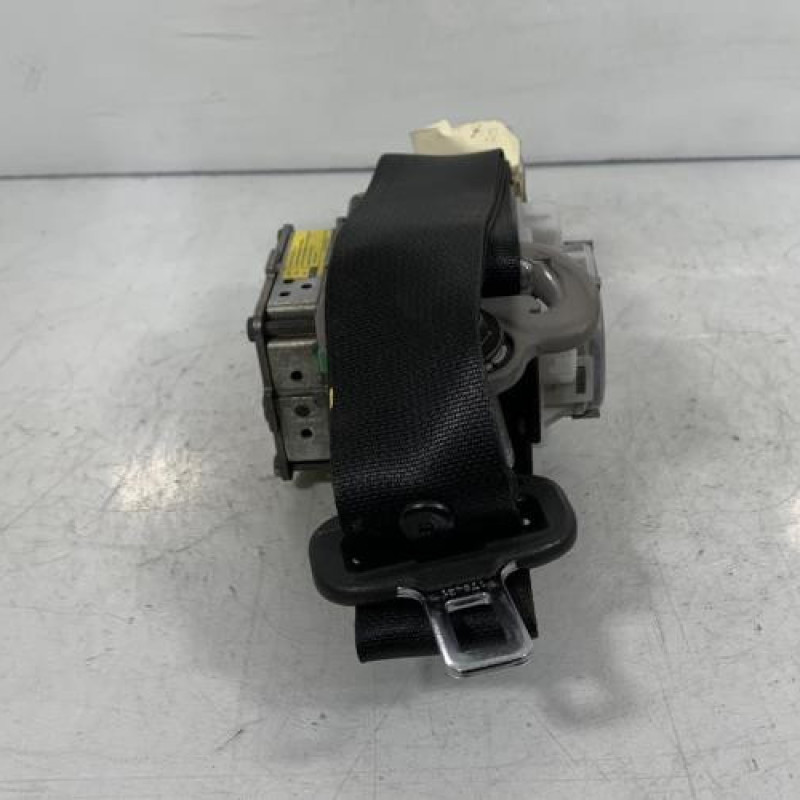 Pretensionneur de ceinture avant droit TOYOTA YARIS 2 Photo n°2